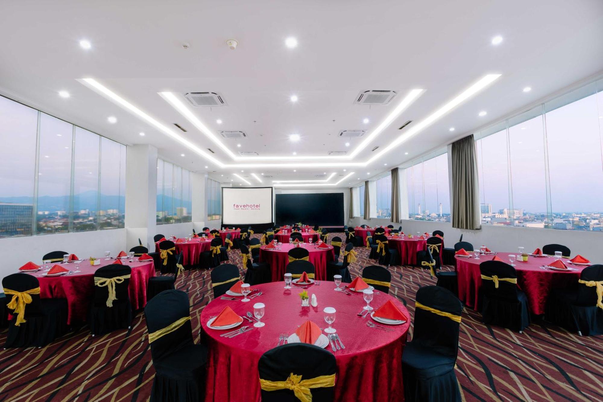 Favehotel Hyper Square Bandung Exterior foto